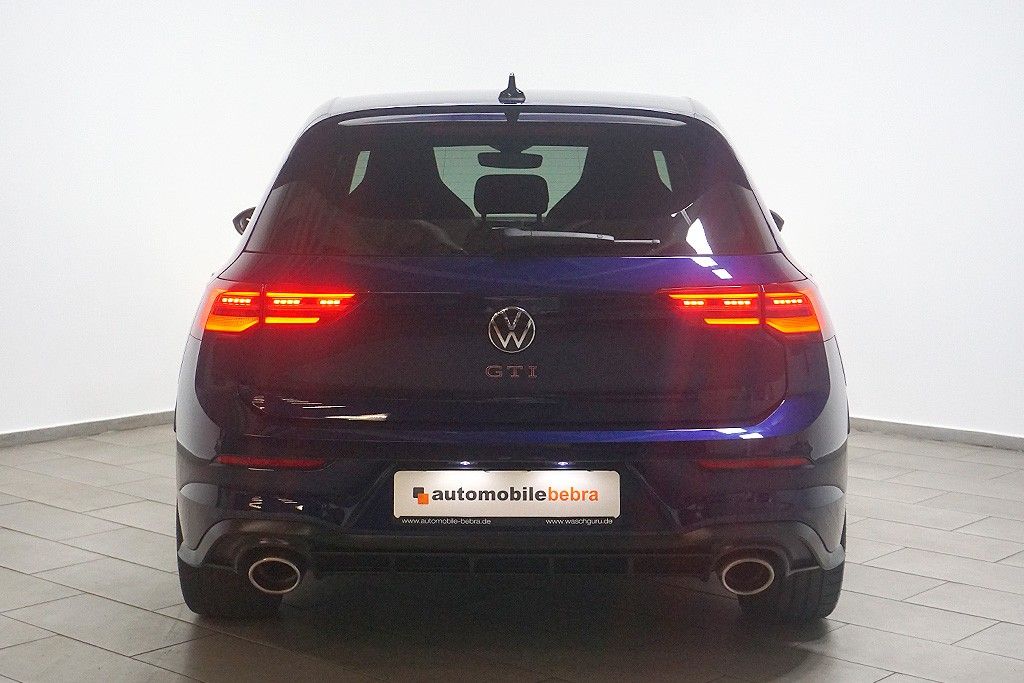 Volkswagen Golf 2023 г. Синий, пробег 38685 км