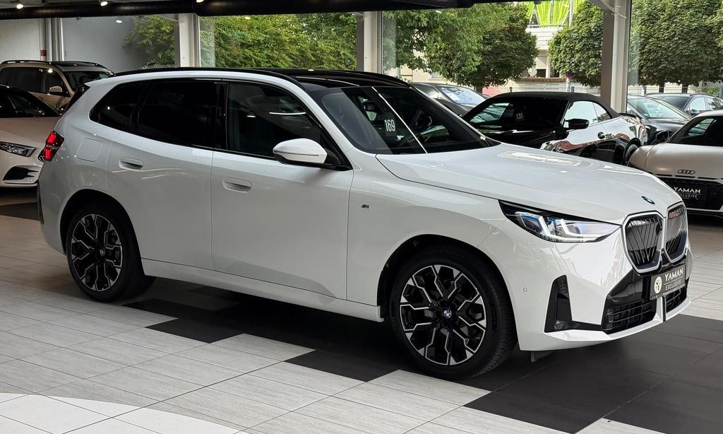 BMW X3 2025 г. Белый, пробег 17000 км