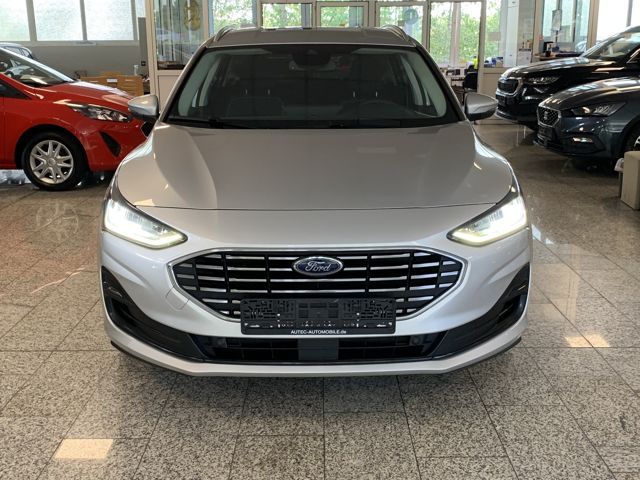 Ford Focus 2023 г. Серебристый, пробег 60000 км