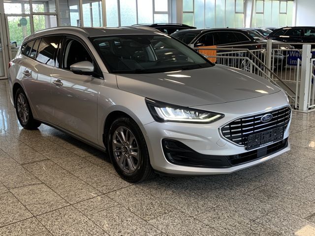 Ford Focus 2023 г. Серебристый, пробег 60000 км