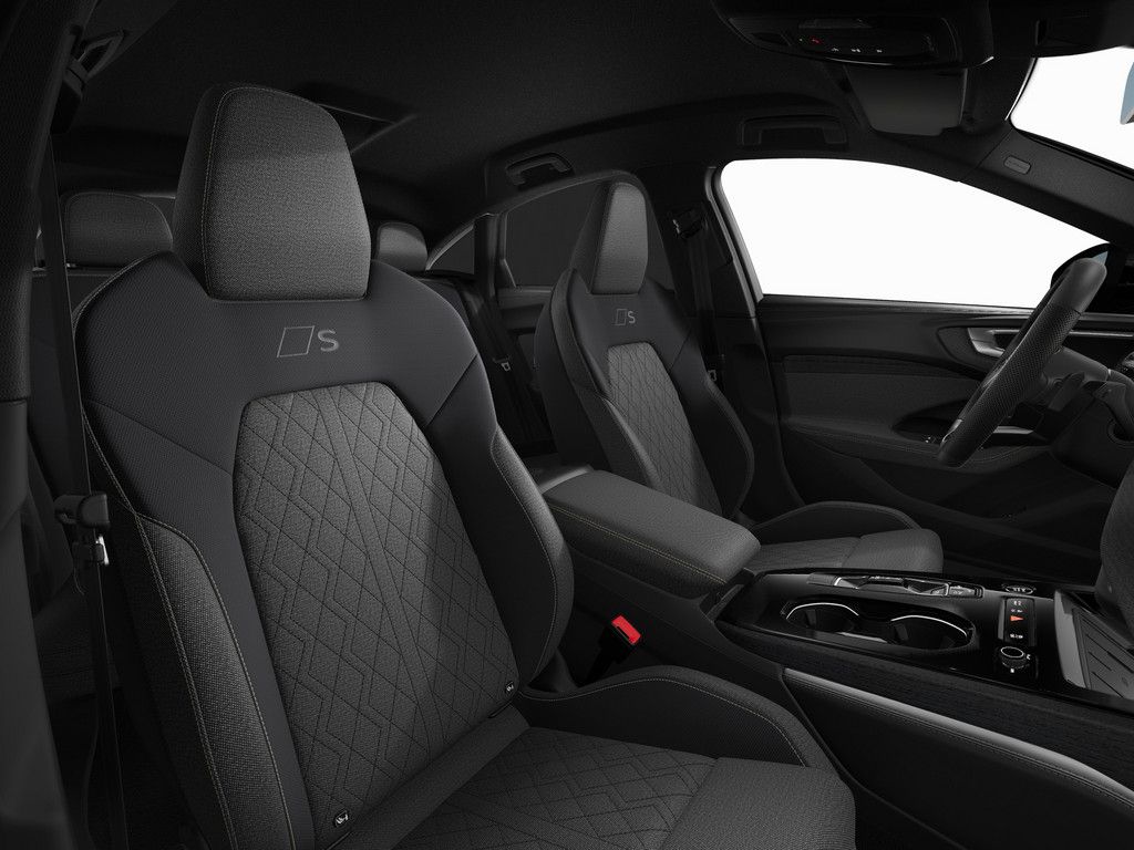 Audi A5 2025 г. Чёрный, пробег 2950 км