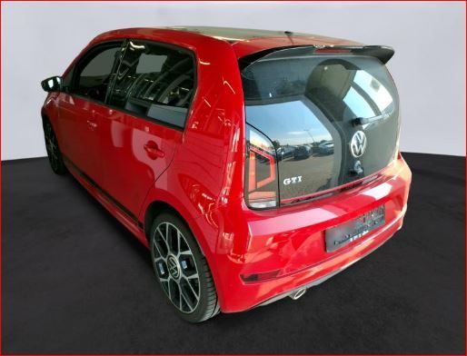 Volkswagen up! 2022 г. Красный, пробег 32660 км