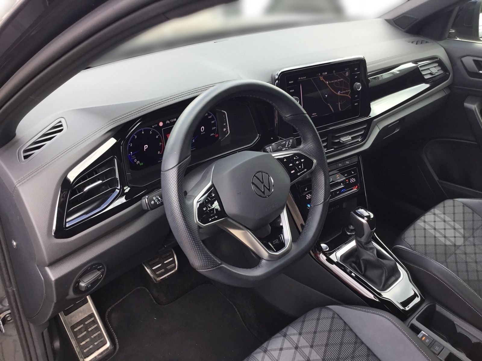 Volkswagen T-Roc 2022 г. Серый, пробег 40886 км