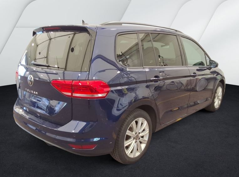 Volkswagen Touran 2026 г. Синий, пробег 25552 км