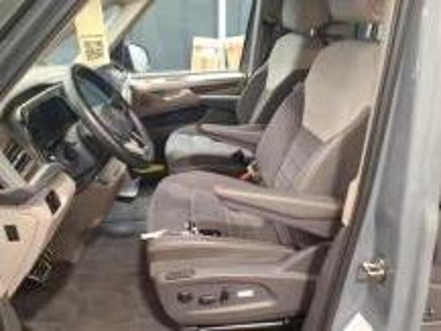 Volkswagen T7 MULTIVAN 2022 г. Серый, пробег 49483 км