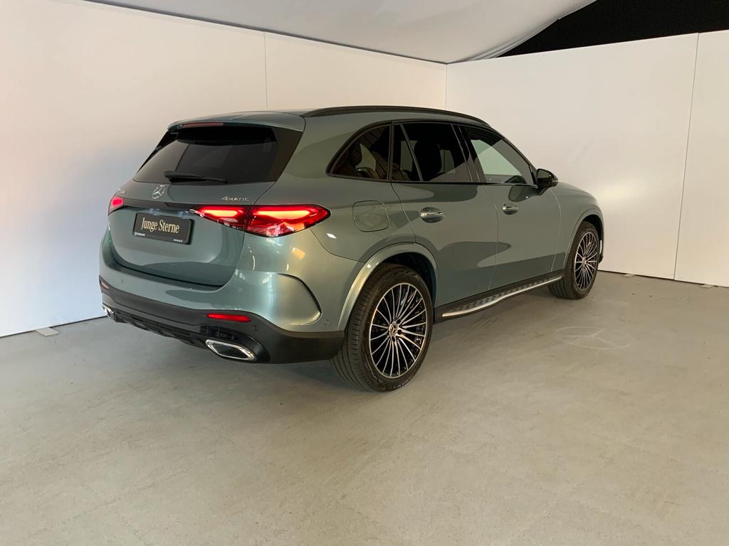 Mercedes-Benz GLC 300 2024 г. Серебристый, пробег 40384 км