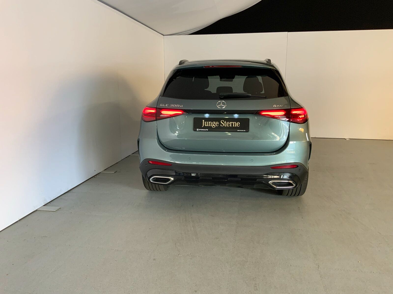 Mercedes-Benz GLC 300 2024 г. Серебристый, пробег 40384 км