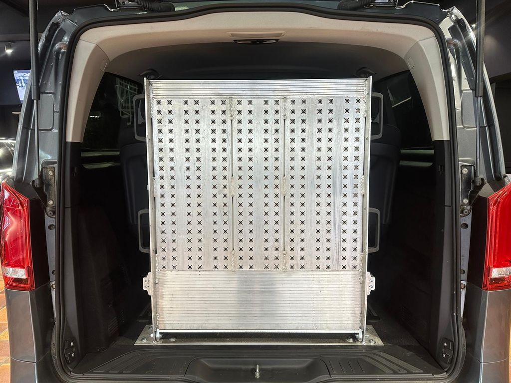 Mercedes-Benz Vito 2021 г. Серый, пробег 37031 км