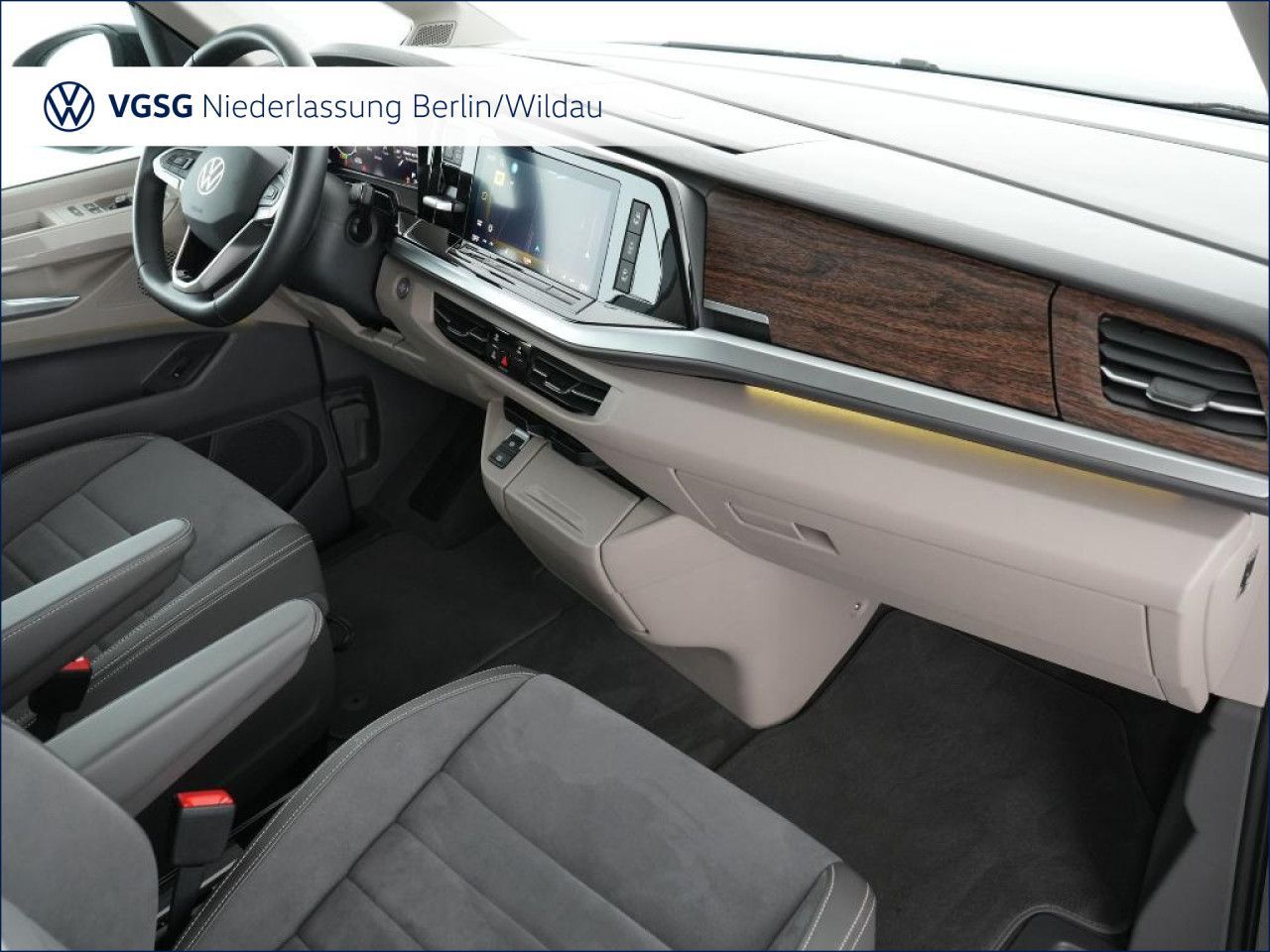 Volkswagen T7 MULTIVAN 2025 г. Серый, пробег 19009 км