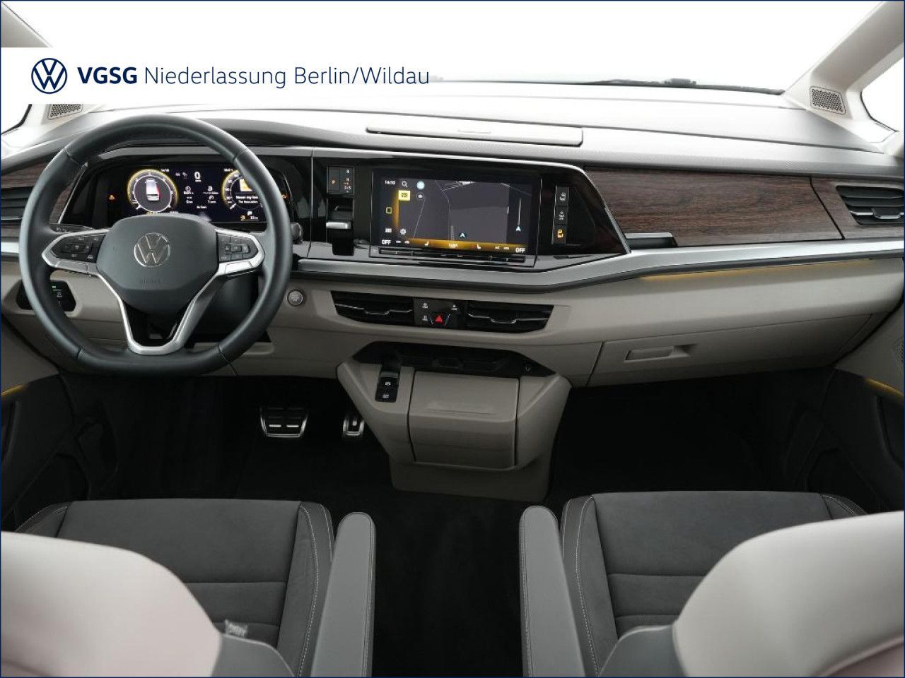 Volkswagen T7 MULTIVAN 2025 г. Серый, пробег 19009 км