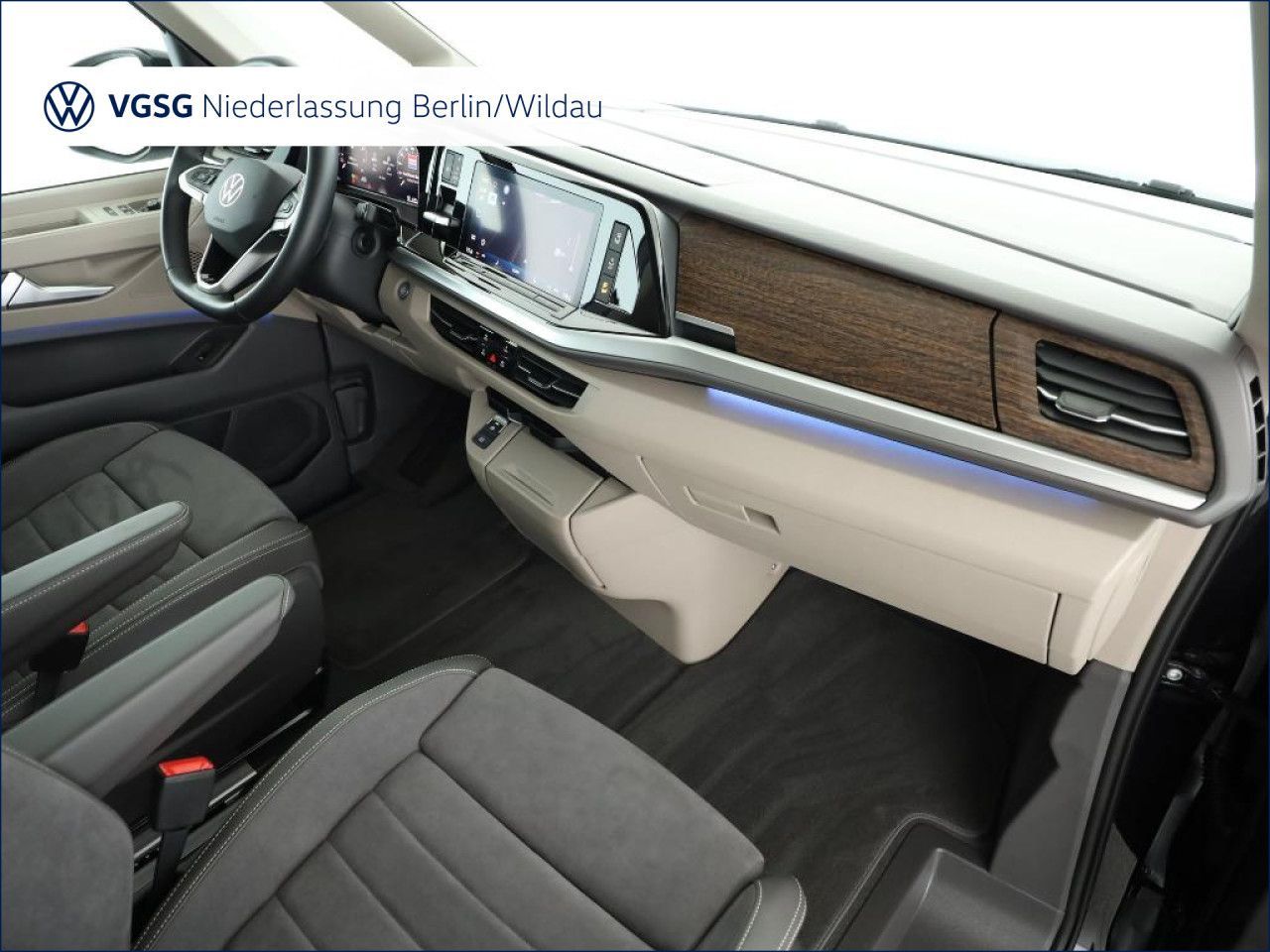 Volkswagen T7 MULTIVAN 2025 г. Чёрный, пробег 7047 км