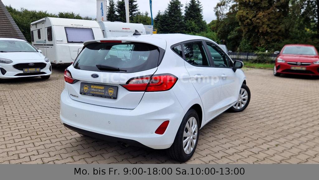 Ford Fiesta 2022 г. Белый, пробег 44000 км