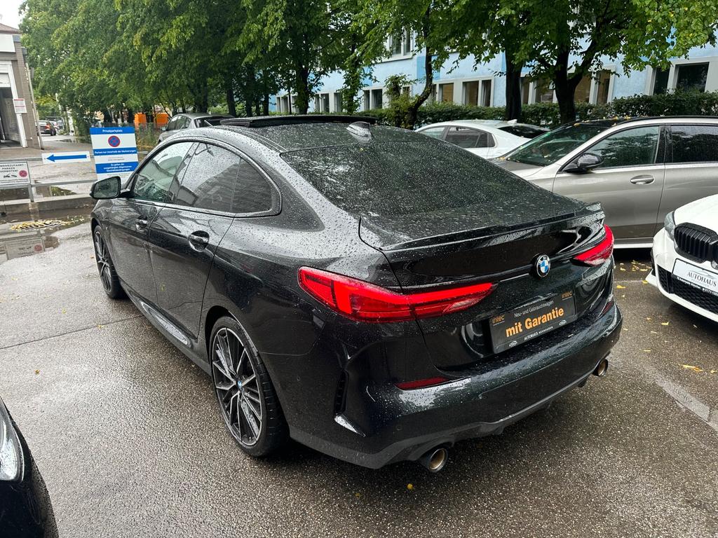 BMW 220 2023 г. Чёрный, пробег 44884 км