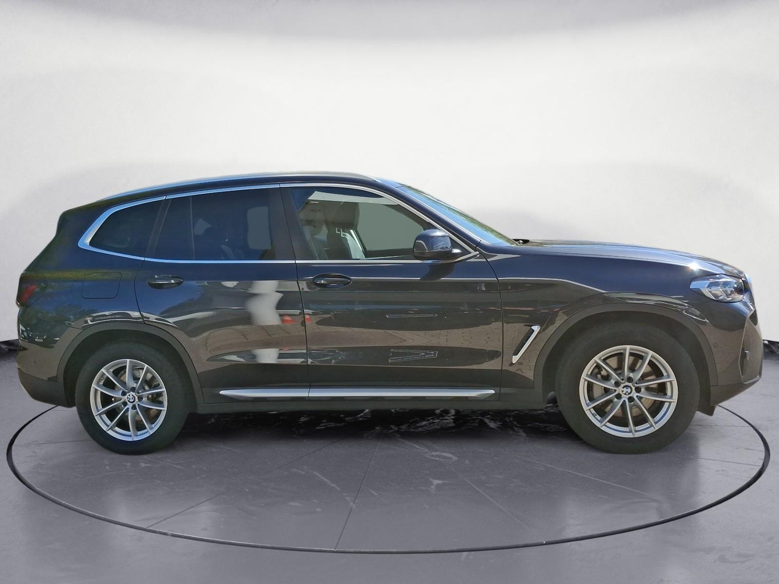 BMW X3 2023 г. Серый, пробег 29971 км