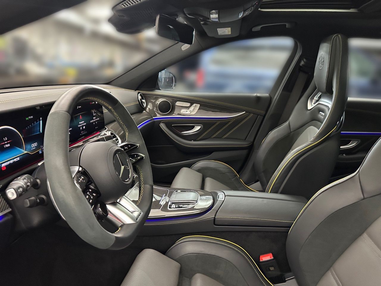 Mercedes-Benz E 63 AMG 2023 г. Серый, пробег 17863 км