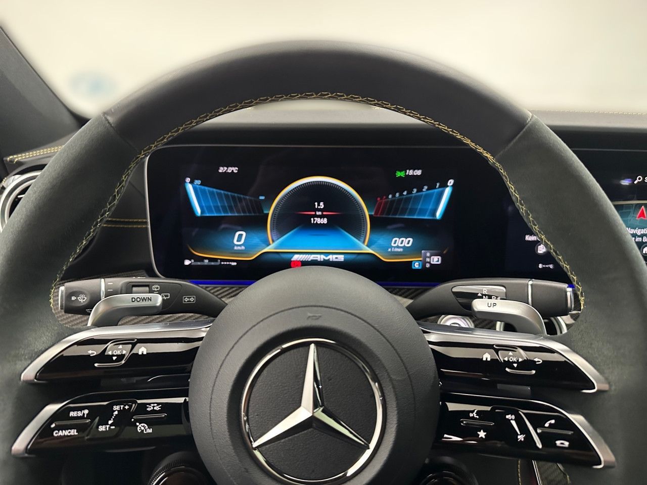 Mercedes-Benz E 63 AMG 2023 г. Серый, пробег 17863 км
