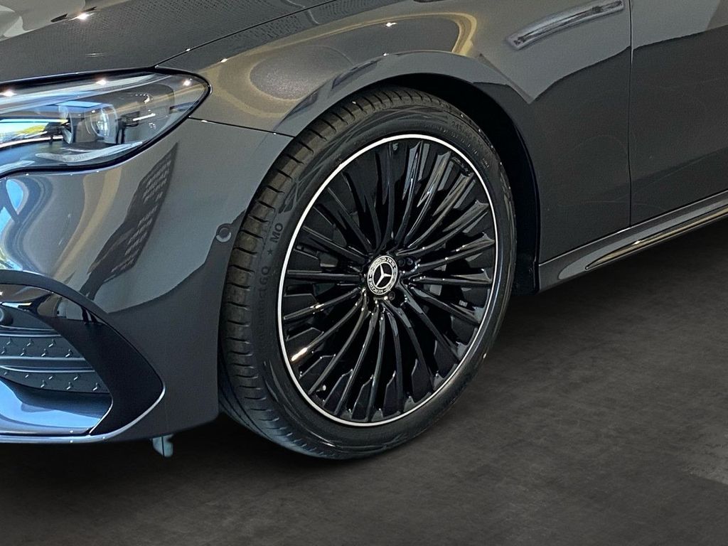 Mercedes-Benz E 220 2025 г. Серый, пробег 24930 км