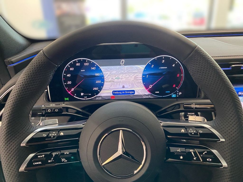 Mercedes-Benz E 220 2025 г. Серый, пробег 24930 км