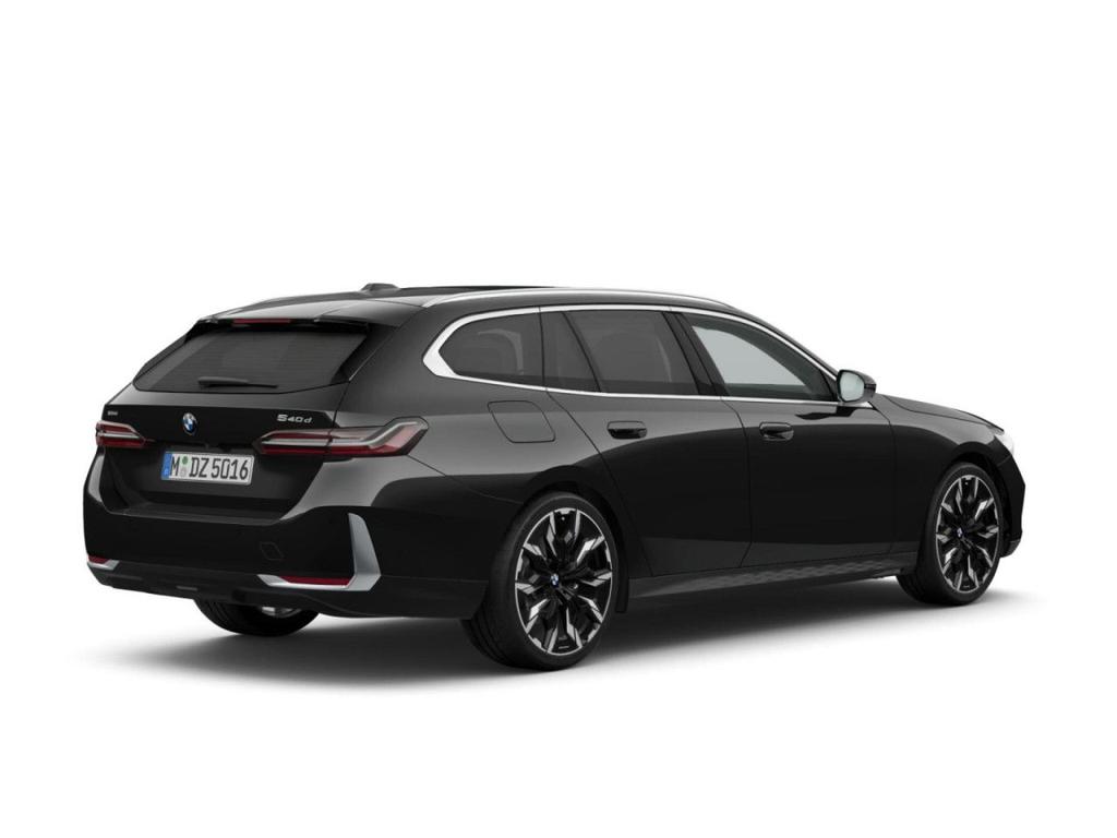 BMW 540 2025 г. Чёрный, пробег 23482 км