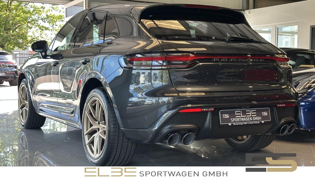 Porsche Macan 2023 г. Серый, пробег 49996 км