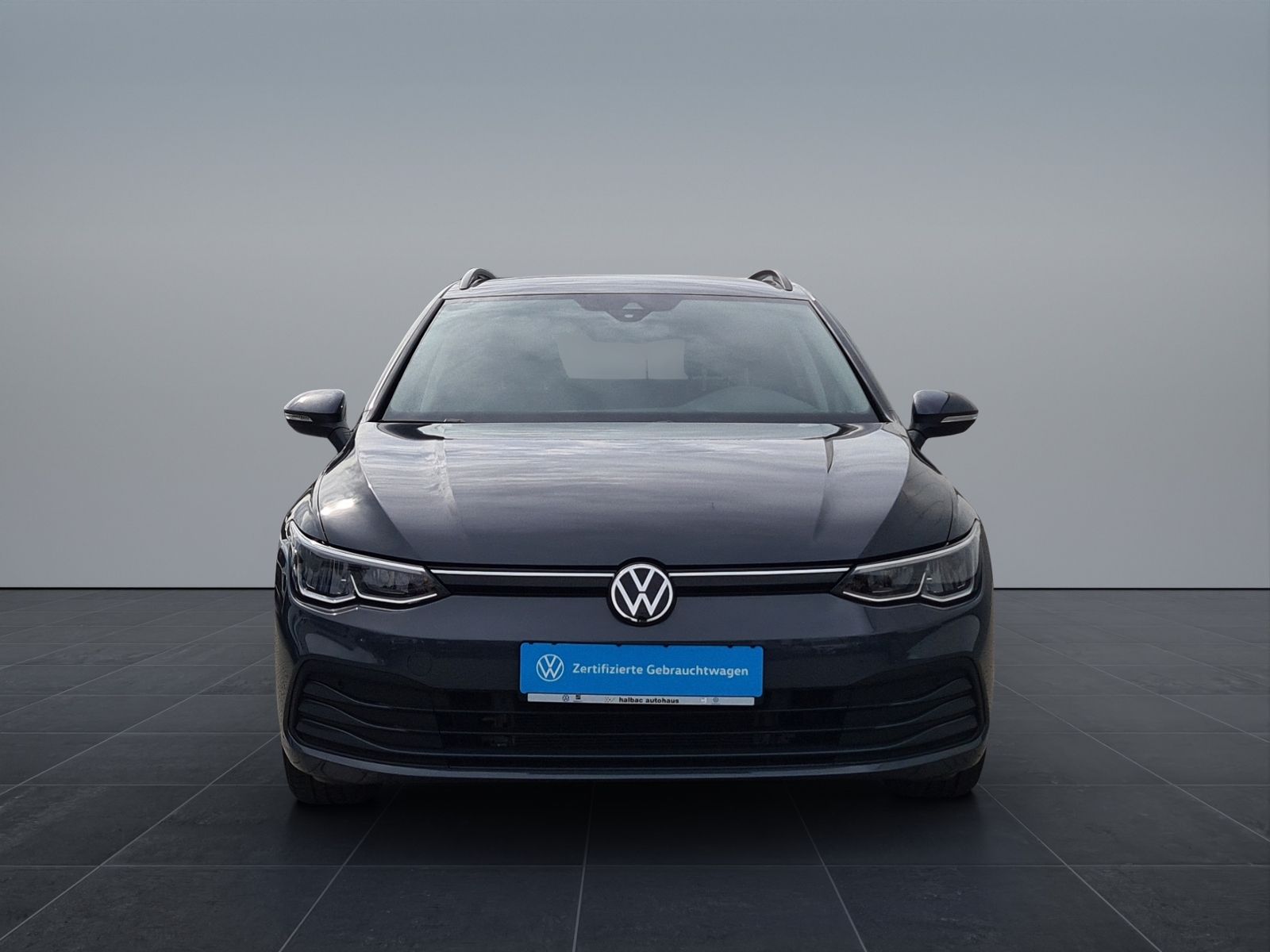 Volkswagen Golf 2022 г. Серый, пробег 40789 км
