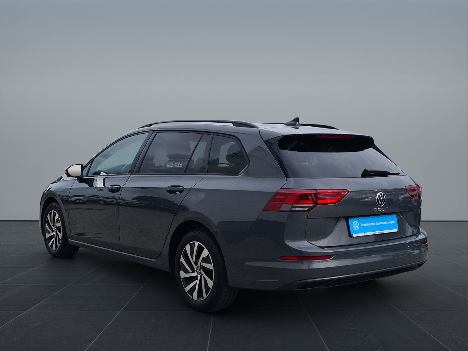 Volkswagen Golf 2022 г. Серый, пробег 40789 км