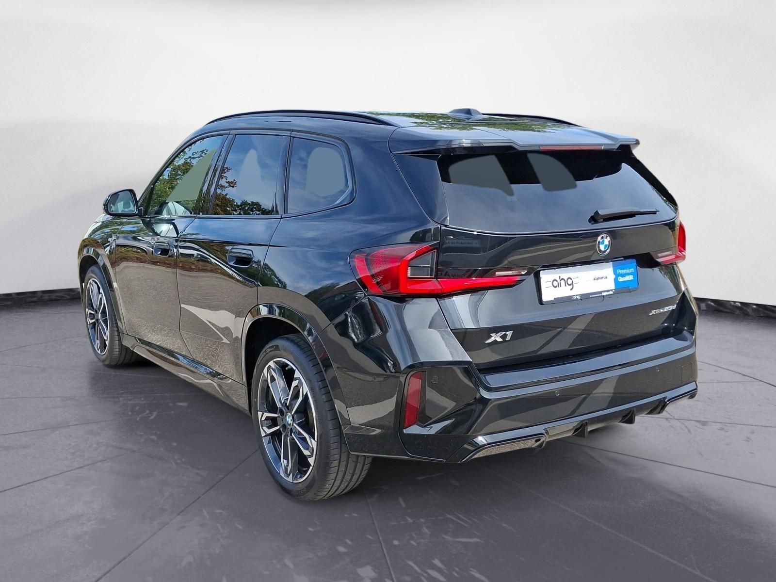 BMW X1 2023 г. Чёрный, пробег 47750 км