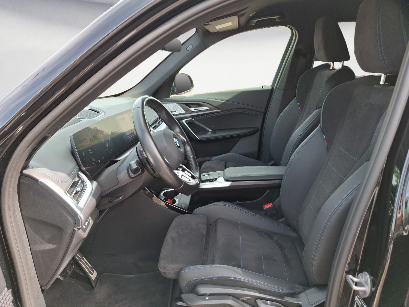 BMW X1 2023 г. Чёрный, пробег 47750 км