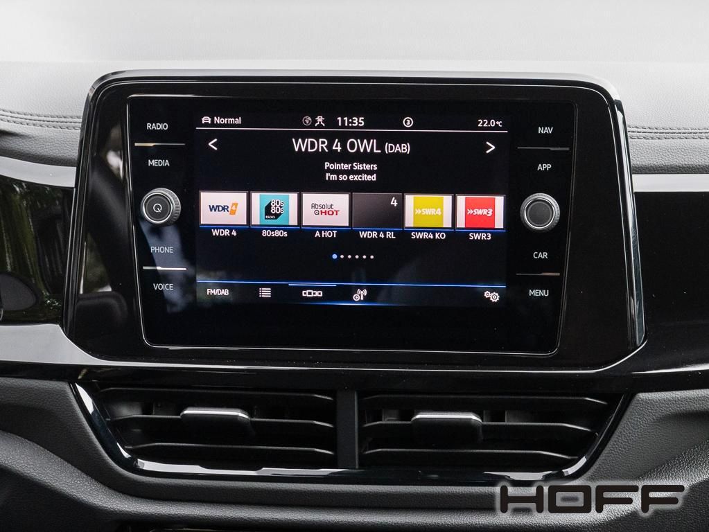 Volkswagen T-Roc 2023 г. Серебристый, пробег 28191 км