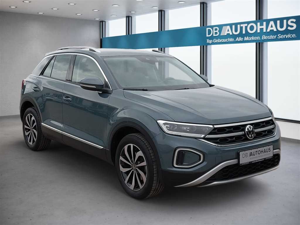Volkswagen T-Roc 2024 г. Синий, пробег 58919 км