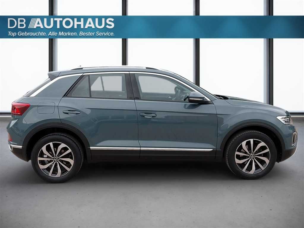 Volkswagen T-Roc 2024 г. Синий, пробег 58919 км