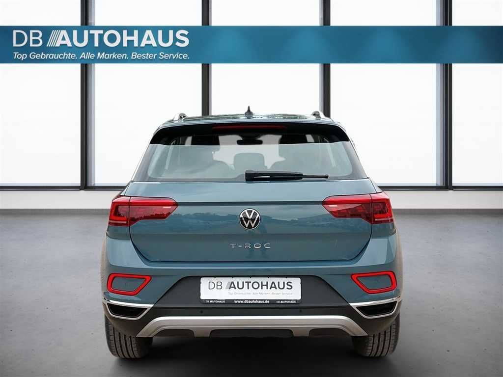 Volkswagen T-Roc 2024 г. Синий, пробег 58919 км