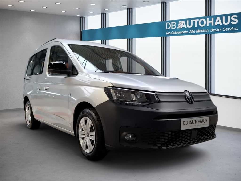 Volkswagen Caddy 2023 г. Серебристый, пробег 56904 км