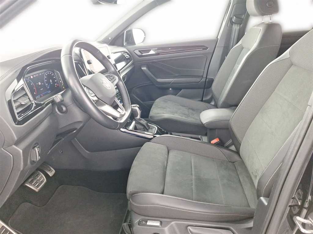 Volkswagen T-Roc 2024 г. Чёрный, пробег 47737 км
