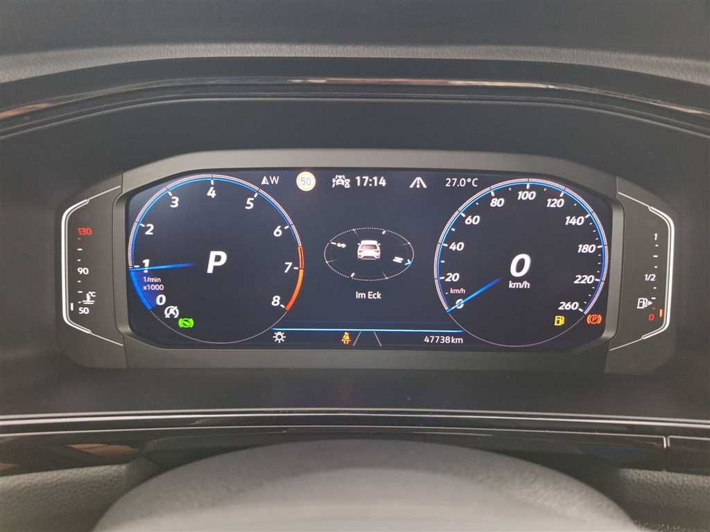 Volkswagen T-Roc 2024 г. Чёрный, пробег 47737 км
