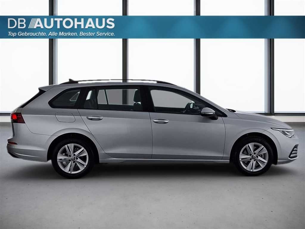 Volkswagen Golf 2024 г. Серебристый, пробег 24487 км