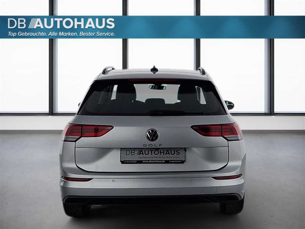 Volkswagen Golf 2024 г. Серебристый, пробег 31379 км