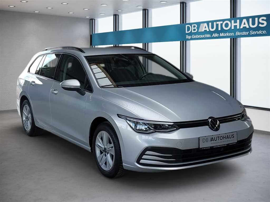 Volkswagen Golf 2024 г. Серебристый, пробег 27862 км