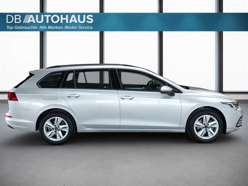 Volkswagen Golf 2024 г. Серебристый, пробег 27862 км