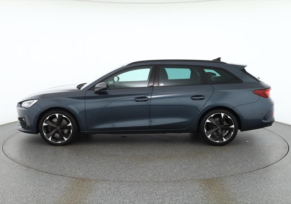 Cupra Leon 2023 г. Серый, пробег 49987 км