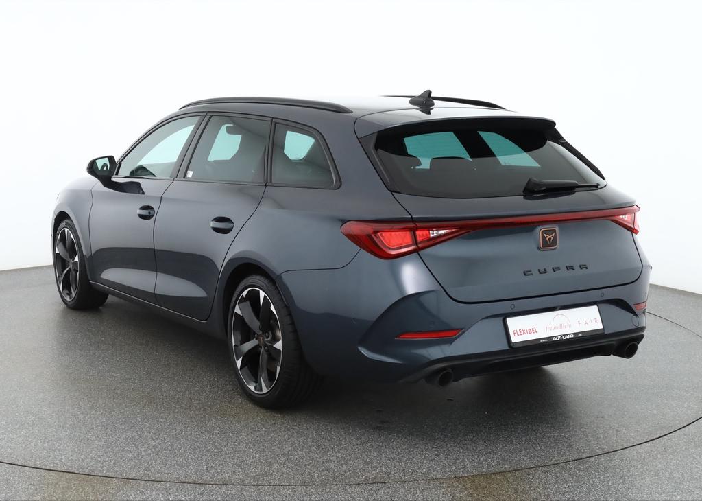 Cupra Leon 2023 г. Серый, пробег 49987 км