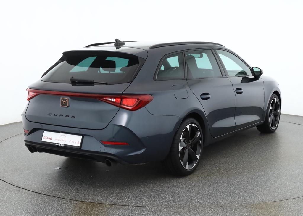 Cupra Leon 2023 г. Серый, пробег 49987 км