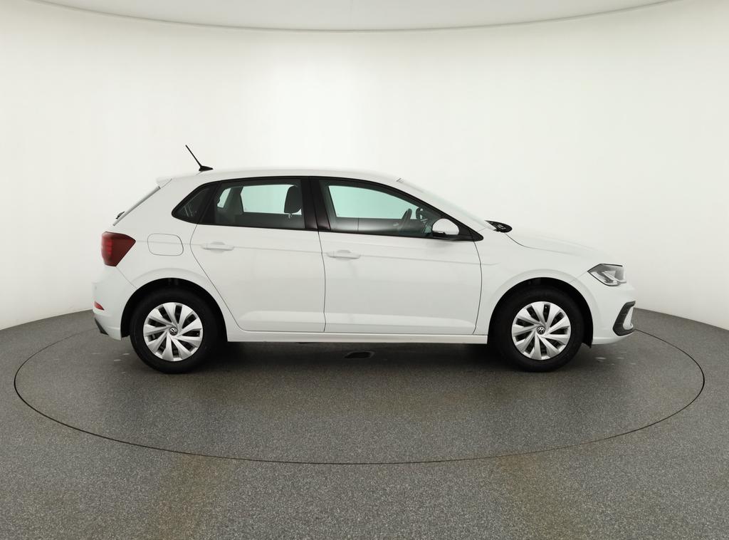 Volkswagen Polo 2022 г. Белый, пробег 54485 км