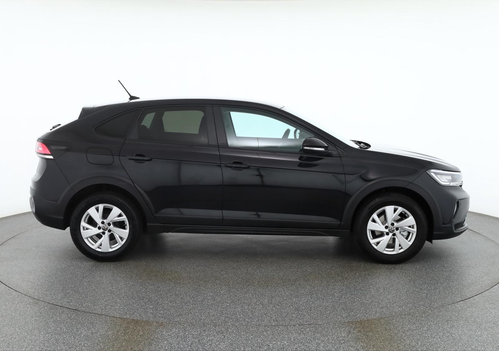 Volkswagen Taigo 2022 г. Чёрный, пробег 47940 км