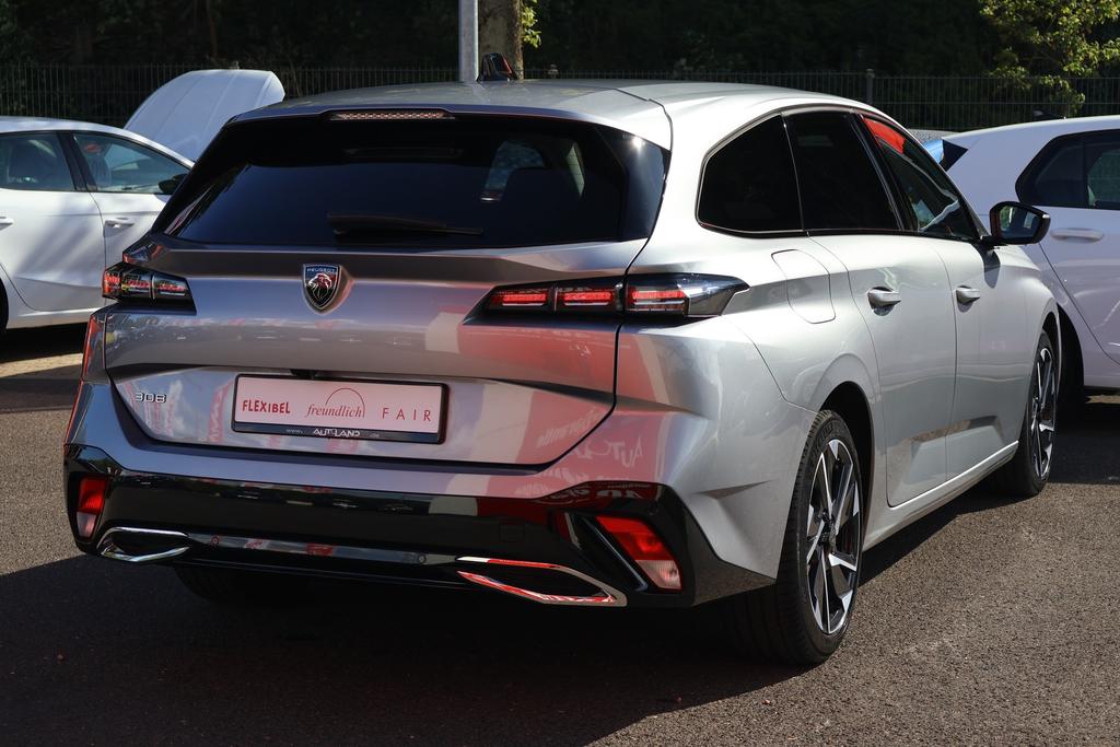 Peugeot 308 2022 г. Серый, пробег 34035 км