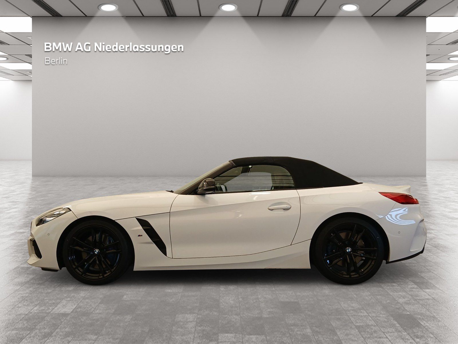 BMW Z4 2022 г. Белый, пробег 37904 км