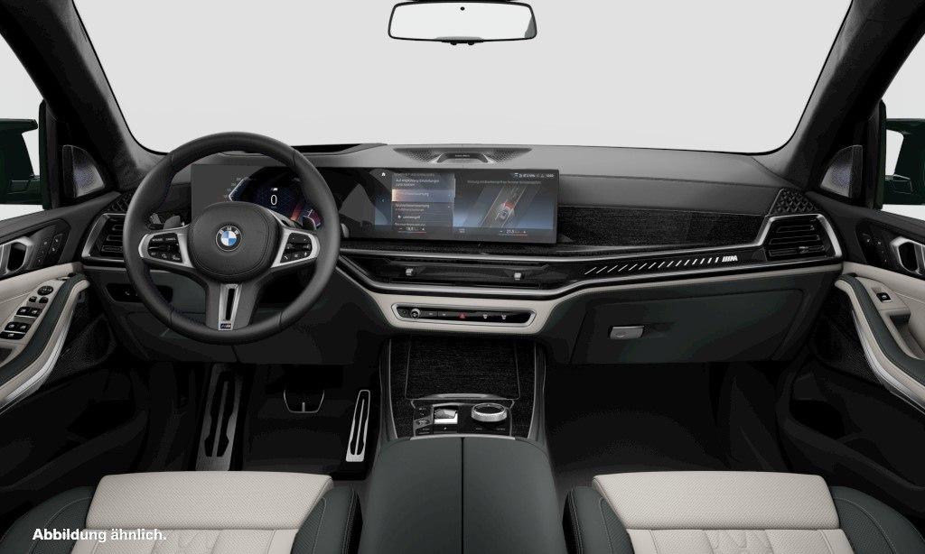 BMW X5 M60 2023 г. Чёрный, пробег 55192 км
