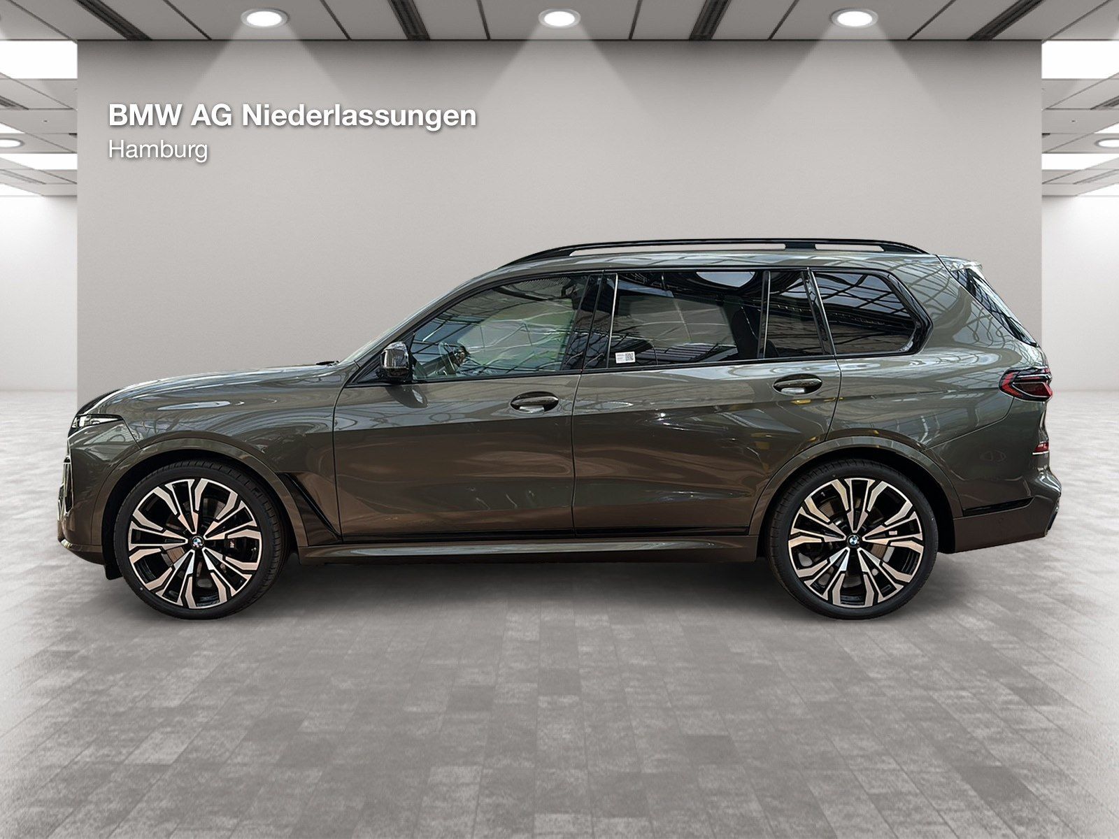 BMW X7 M60 2023 г. Зелёный, пробег 38335 км