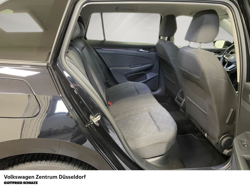 Volkswagen Golf 2022 г. Чёрный, пробег 54921 км