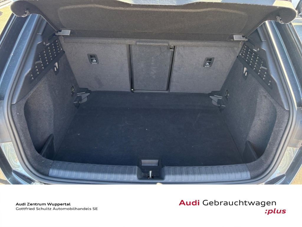 Audi A3 2023 г. Серый, пробег 42796 км